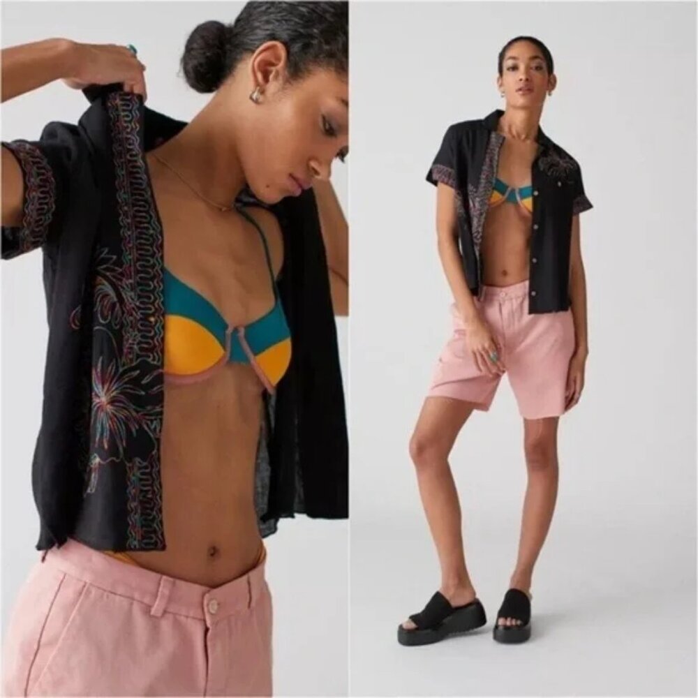 UO Exclusive Hideaway Embroidered Boho Beach Button-Down Shirt